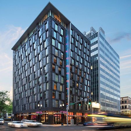 Hotel Moxy Portland Downtown Zewnętrze zdjęcie