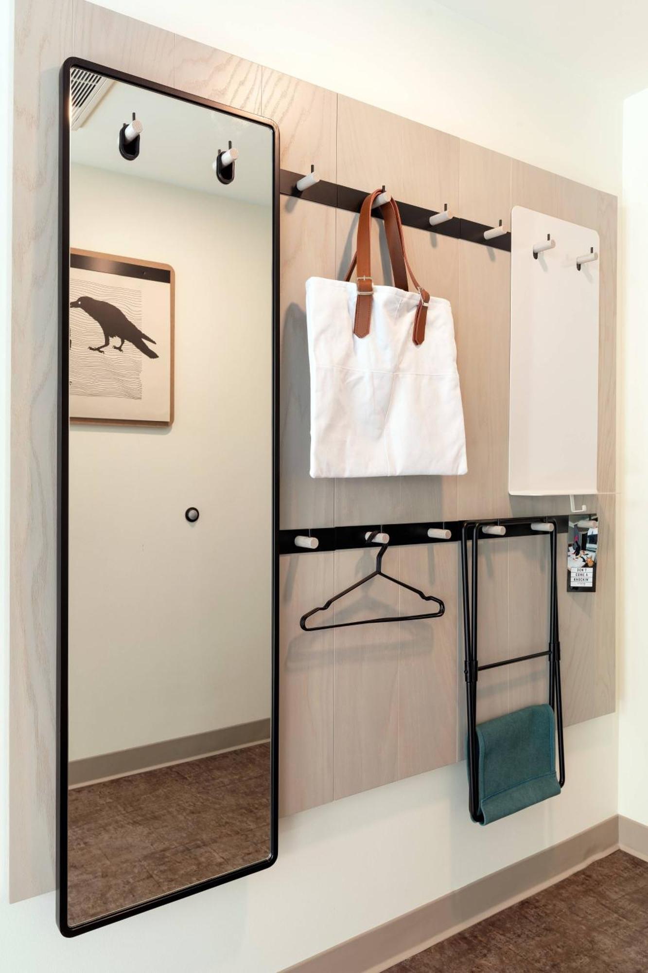 Hotel Moxy Portland Downtown Zewnętrze zdjęcie