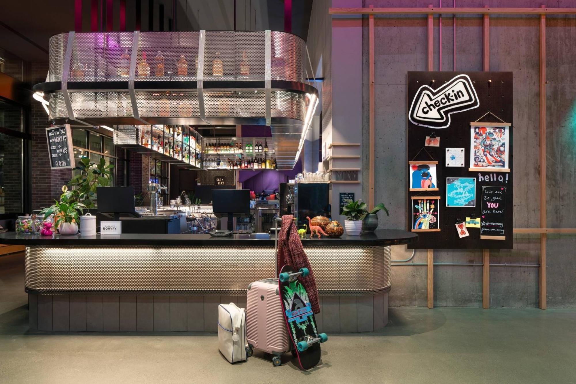 Hotel Moxy Portland Downtown Zewnętrze zdjęcie