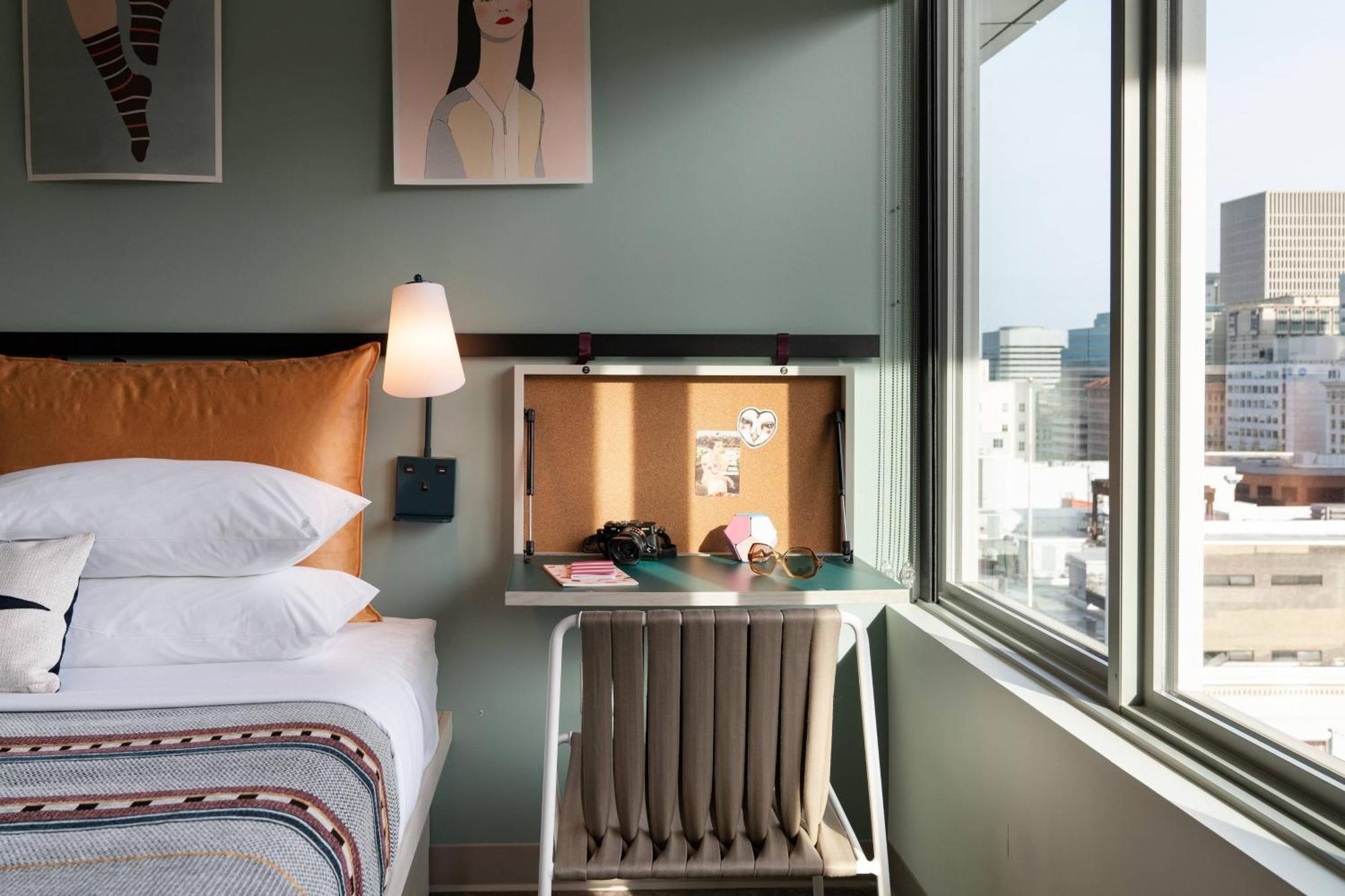 Hotel Moxy Portland Downtown Zewnętrze zdjęcie