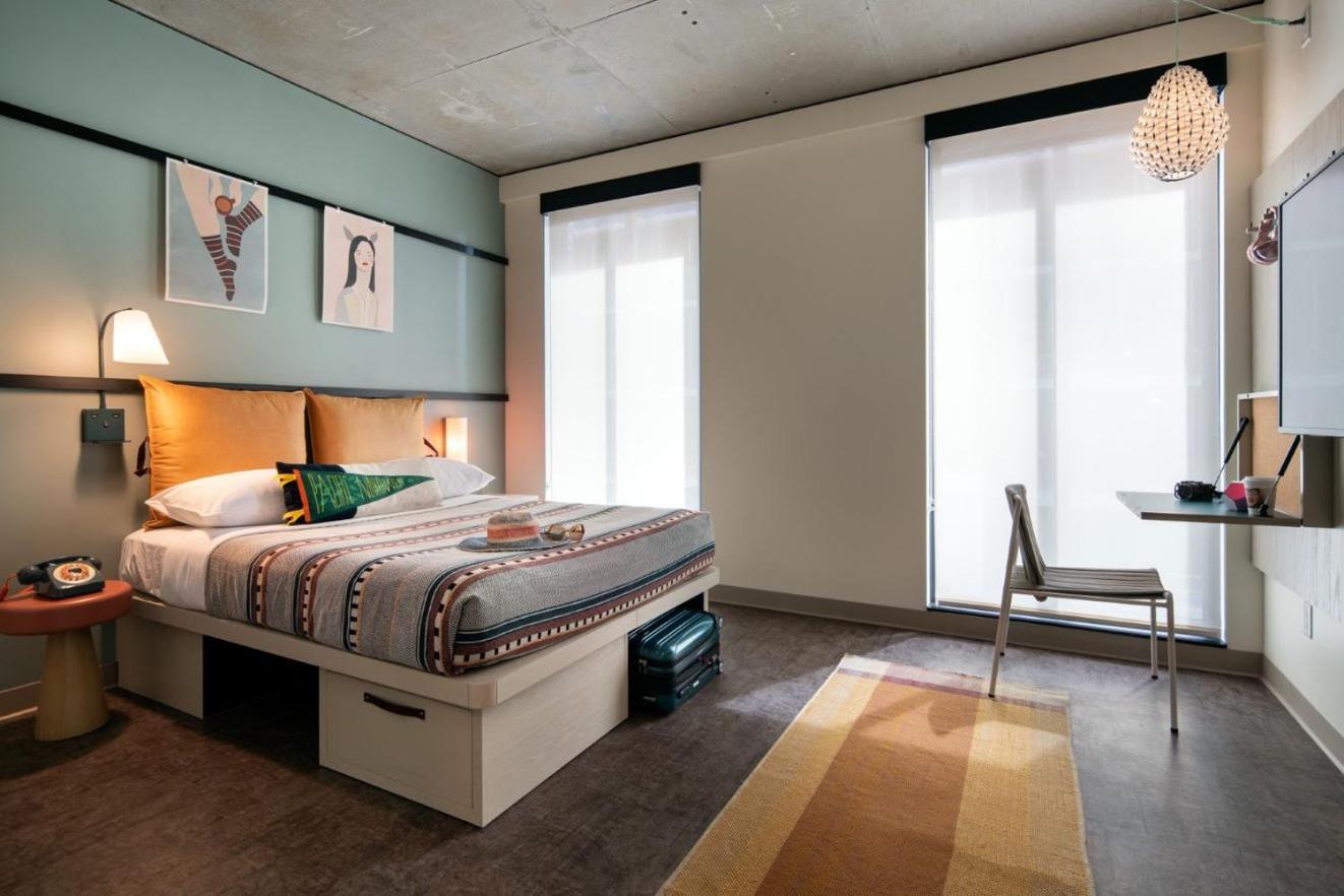 Hotel Moxy Portland Downtown Zewnętrze zdjęcie